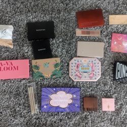 13 Pallette Bundle Worth $700+ 30 Piece Mystery Gift. 