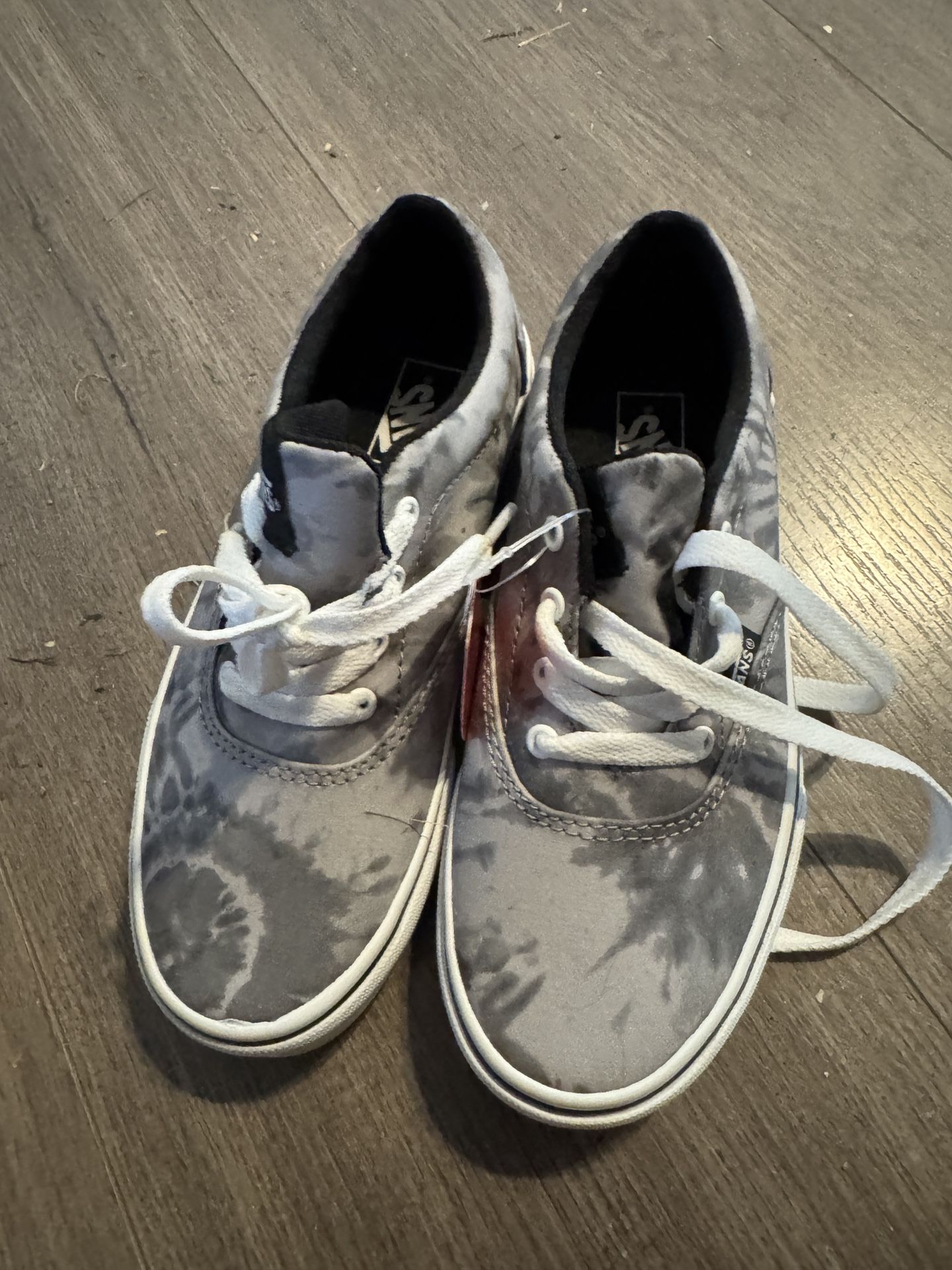 Brand New Vans Youth Size 2
