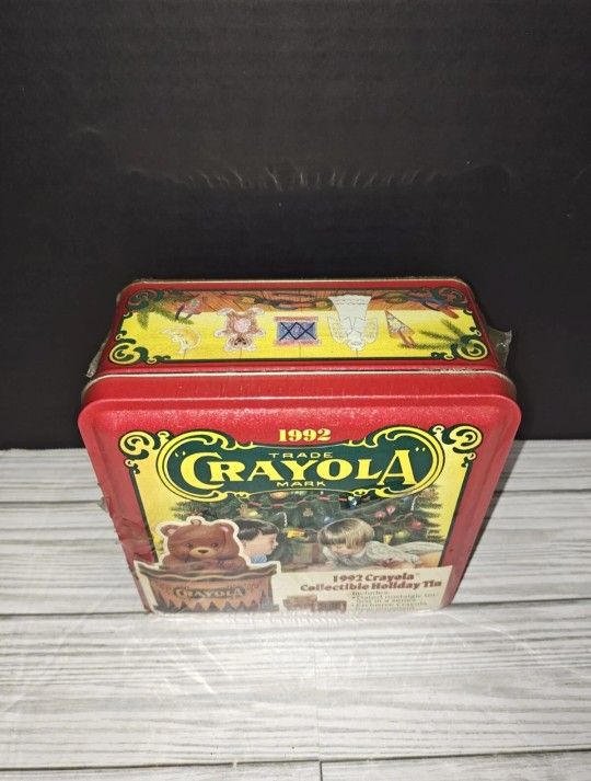 Vintage Christmas Crayola Collectible Holiday Tin Bear Kids Ornament 1992 New