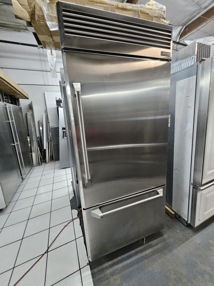 36" GE MONOGRAM BUILT IN BOTTOM FREEZER