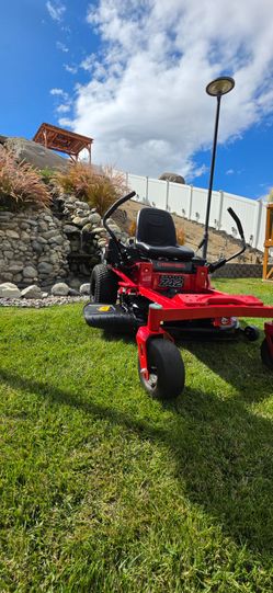 ** Podadora Troy-Bilt Mustang Z42 Zero Turn ** **Troy-Bilt Mustang Z42 Zero Turn Mower**