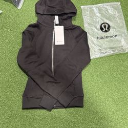 Lululemon scuba 