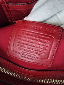Shoulder coach bag
