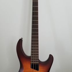MTD Kingston Saratoga Deluxe Bass Guitar 4 string