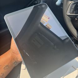 IPAD (A16) 