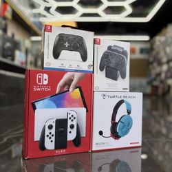 Nintendo Switch OLED (Take It Home In Payments/ llévalo a casa en pagos)