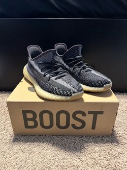 Yeezy 350 Carbon (Size 10)