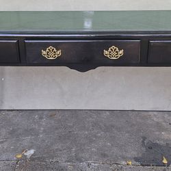 Entrance Table And Mirror 