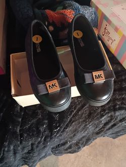 Girls dress shoes