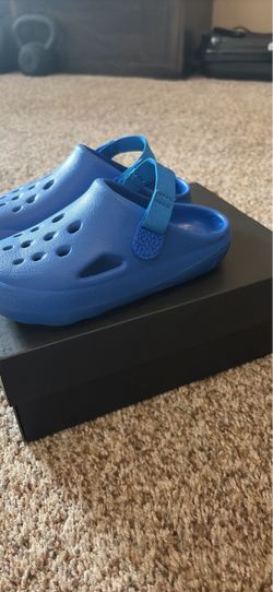 Blue Foam Clog Sandals with Strap 10c