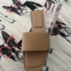 Woman’s Sandals