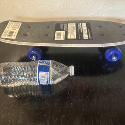 Toddler Size 🖤 Skeatboard