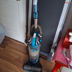 Vacuum Cleaner 