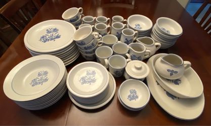 Pfaltzgraff Yorktown Stoneware Dishes