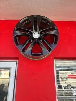 Mercedes 17 inch wheels