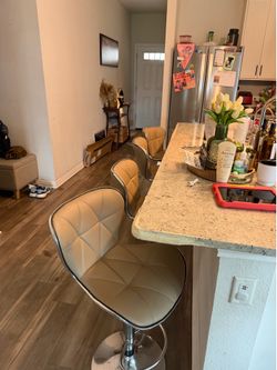 Kitchen island chairs or bar stool