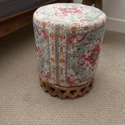 Ottoman Pouf 