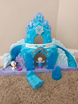 Fisher-Price Little People Frozen Elsa's Ice Palace