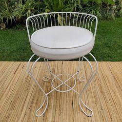Retro Vanity Bench