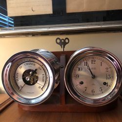Salem clock and barometer