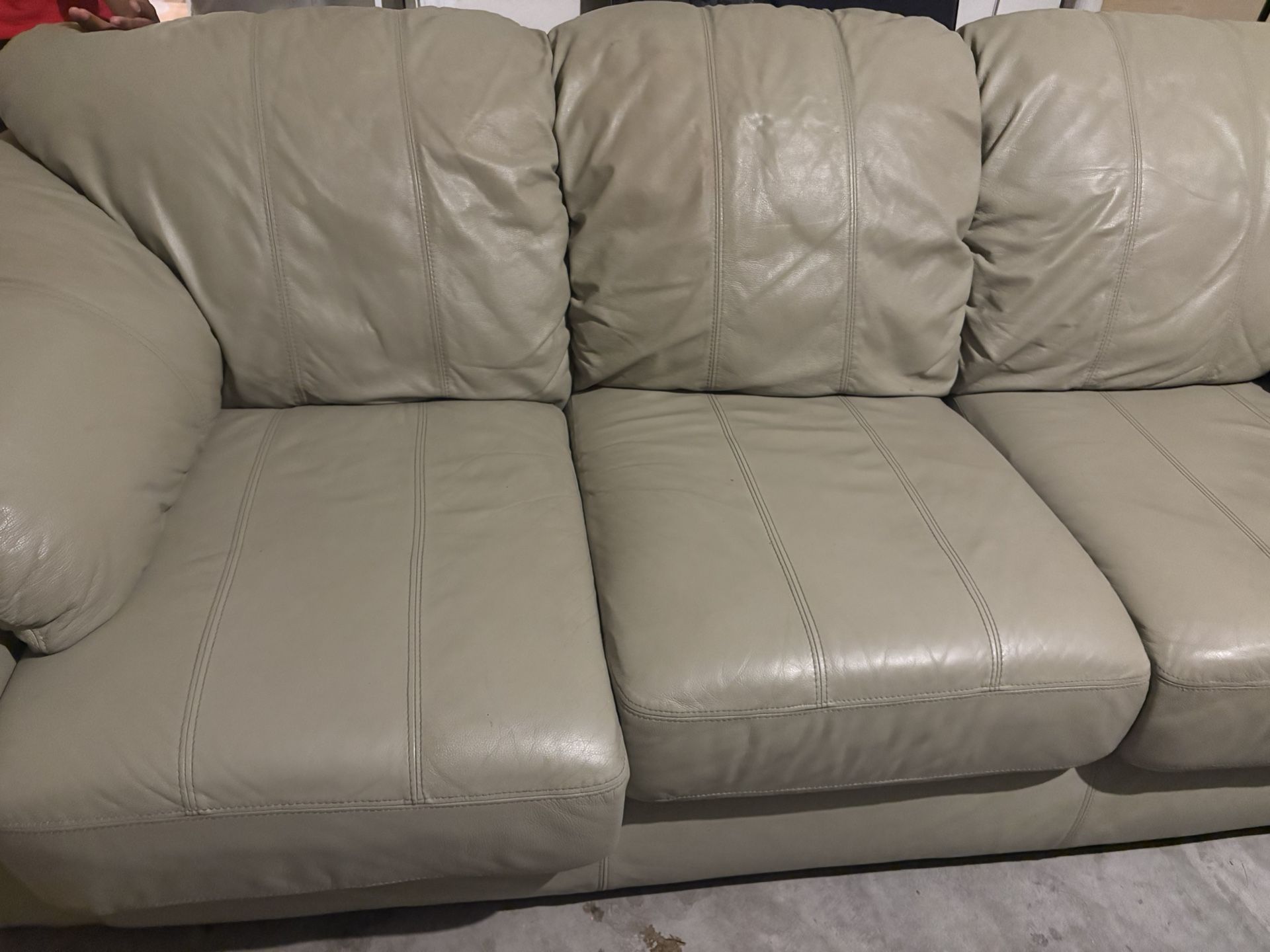 Leather Clean Sofa