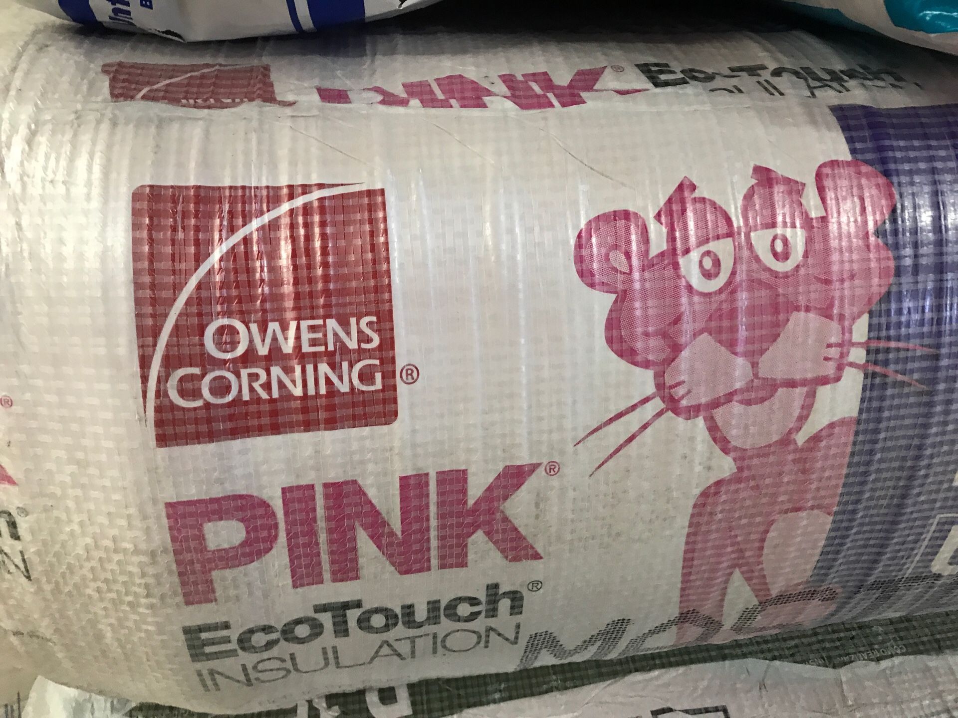 OWENS CORNING PINK PANTHER INSULATION R-13 para paredes/for walls, R-15 para paredes/for walls, R-30 for attics and floors/para áticos y pisos, $135