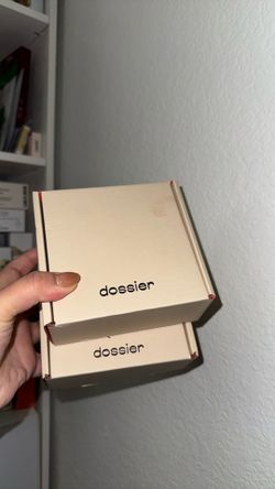 2 dossier perfumes