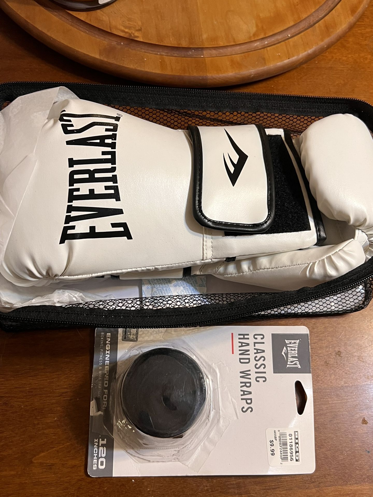 Boxing Gloves Size Small/medium  