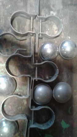 CHAIN LINK FENCE ASSESSORIES