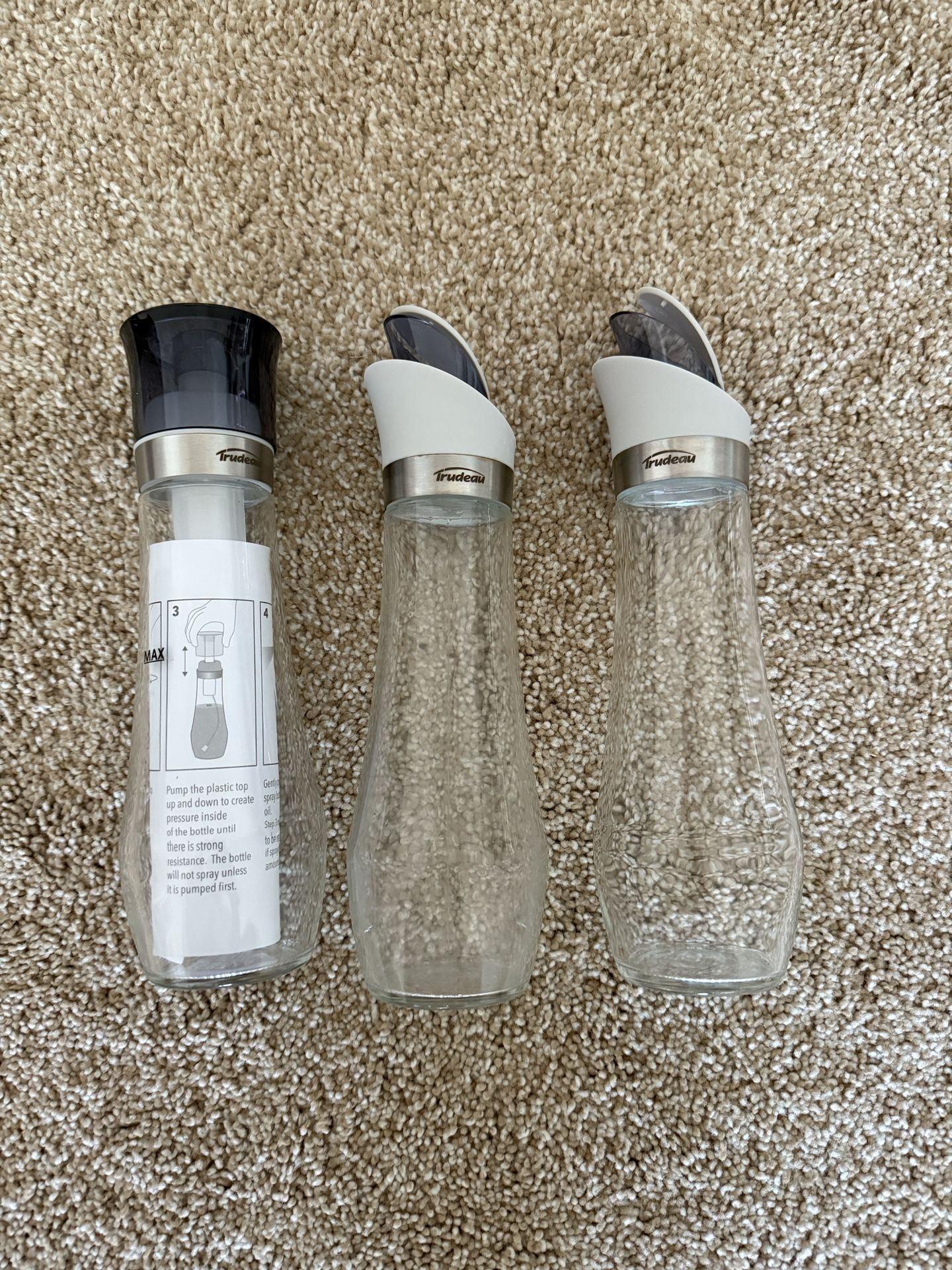 Trudeau 3-Piece Oil and Vinegar Spray Sete