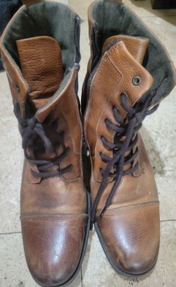 ALDO MENS LEATHER BOOTS/ Size 10
