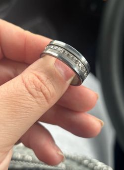 Men’s and Women’s Ring