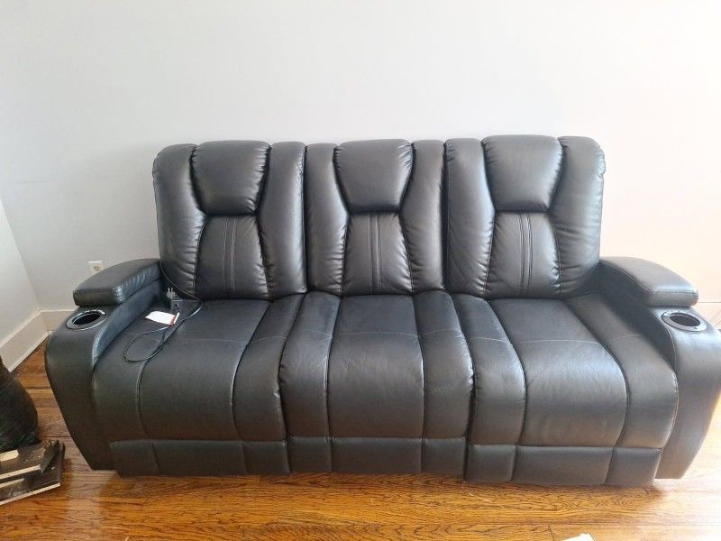 2 Piece Black Recliner Set 