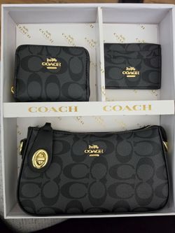 Coach set bag