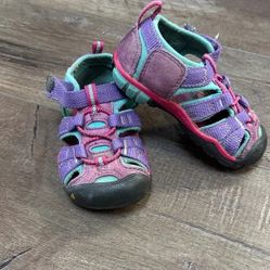 Keen Toddler Sandals in Purple and Teal Waterproof shoes baby size 8 toddler 