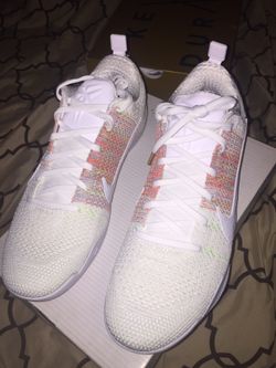 Kobe Xi White Horse