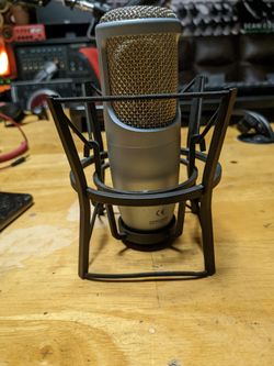 AKG Professional Mic