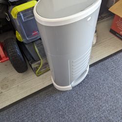 Decor Diaper Pail