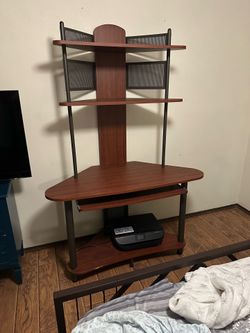 Computer desk