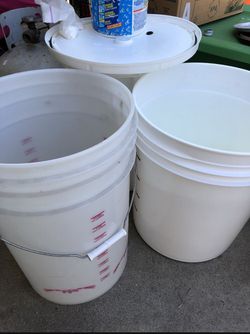 Entire Home brewing Kit and Equipment  Thumbnail