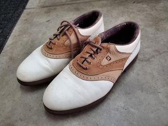 FootJoy Womens Golf shoes size 8.5, lightly used