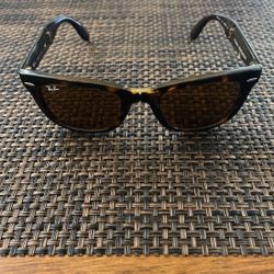 Ray Ban Folding Wayfarer