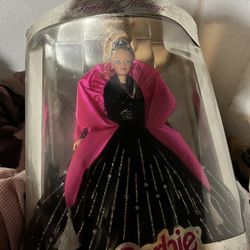 Holiday Barbie 1998 