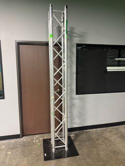 8ft truss with 24inch square base (eight total)