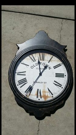Hobby Lobby Antique Looking Clock