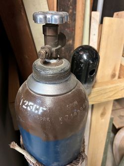 125 cu ft Steel Gas Cylinder