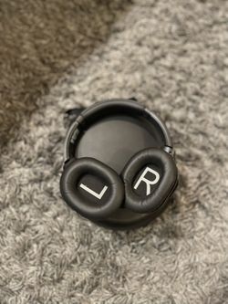 Wireless Bluetooth Headphones