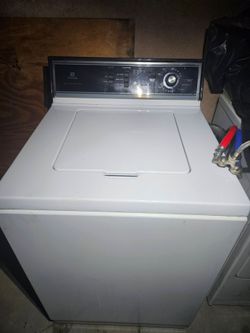 Maytag Washer In Good condition