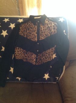 Cleo Sheer shirt size S