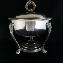 ENGLISH SILVER Mfg Corp Serving Bowl/Dish on Stand PYREX insert w/ Lid USA MADE*